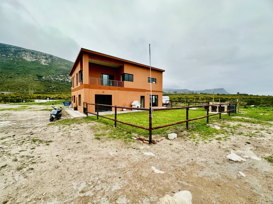 3 Bedroom Property for Sale in Franskraal Western Cape